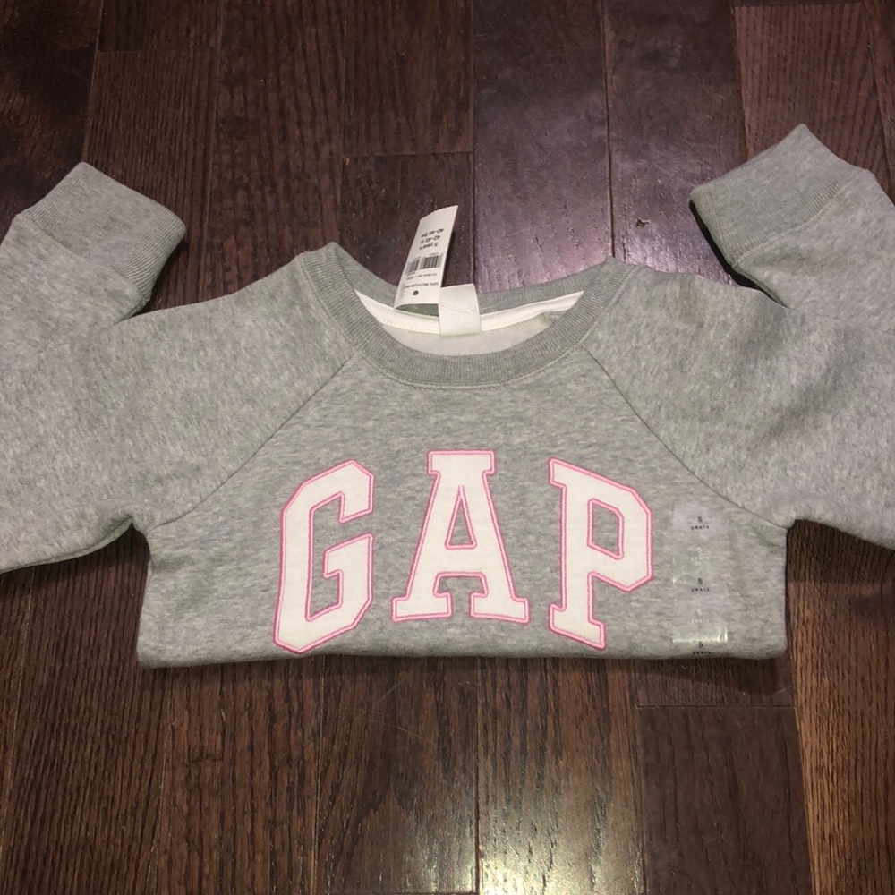 Gap crewneck
